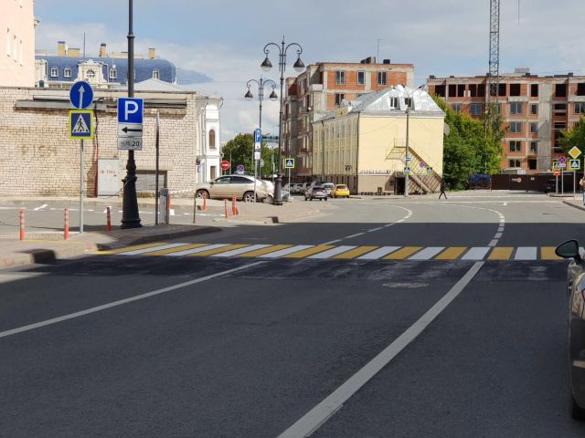 Приключения 3D «зебры» в Казани (2 фото)
