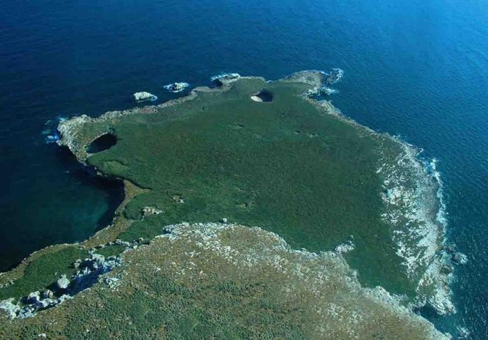 "Скрытый пляж" в Тихом океане, Мексика (6 фото)