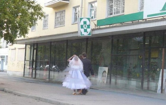 Странная свадьба (4 фото)