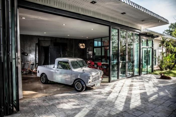 Morris Mini: компактный пикапчик, востановленный в Таиланде (11 фото)