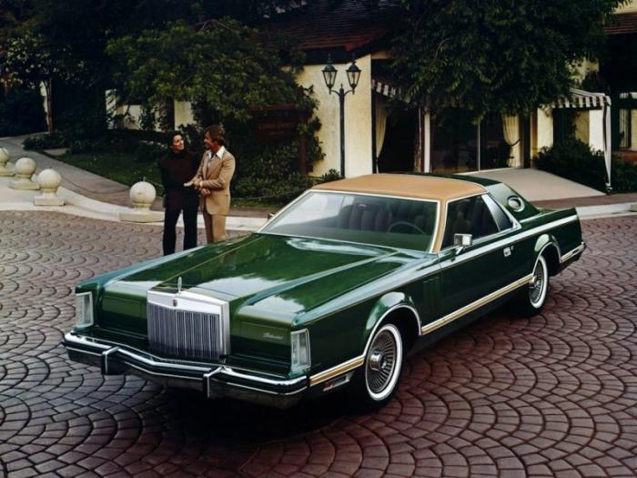 Дизайнерские серии и версии Lincoln Continental Mark V (21 фото)