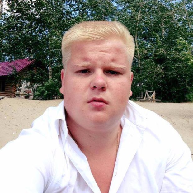 Депутат Савва Коргунов не стал оплачивать счет в караоке-баре (2 фото)