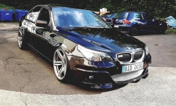 Когда у тебя есть BMW M5, но ты мечтаешь о более свежем кузове (10 фо