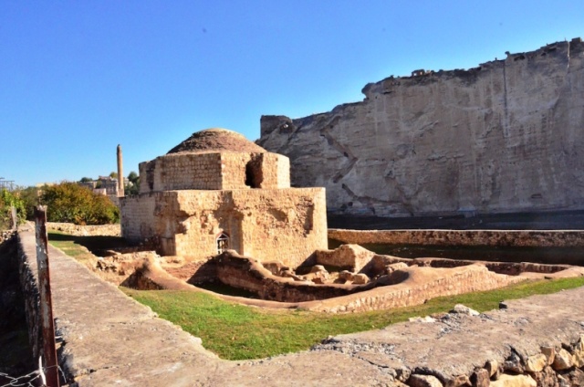 Спасение от затопления хамама Артуклу XIII века в Турции (7 фото)
