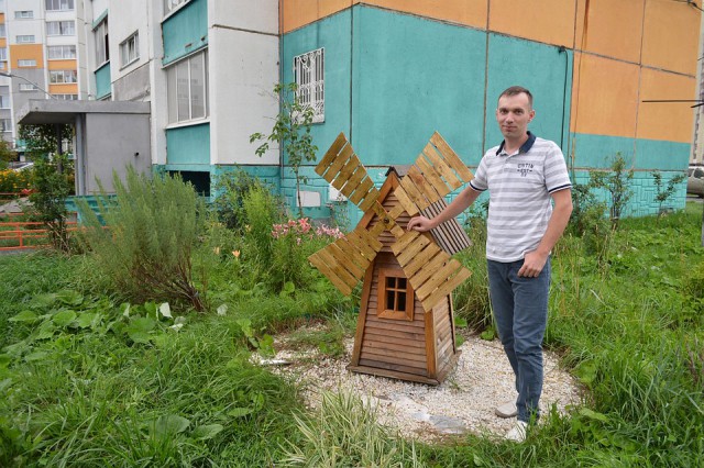 Программист из Челябинска сделал лучший двор в раене (14 фото)