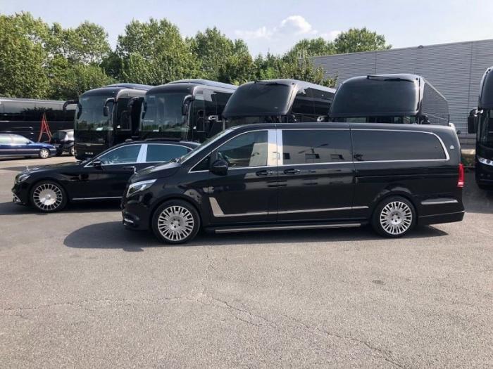 Mercedes V-Class превратили в роскошный микроавтобус Maybach (8 фото)