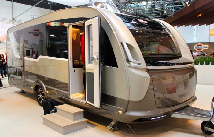 Трейлеры для отдыха от Mercedes-Benz (5 фото)