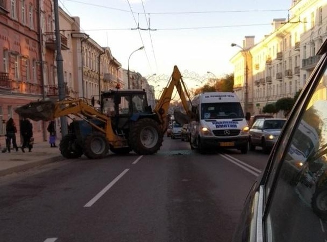 Совпадение или карма? (4 фото)