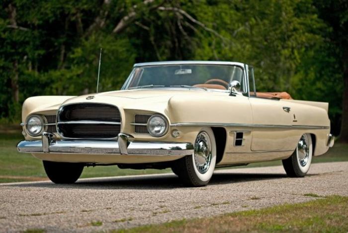 Dual-Ghia Convertible: автомобиль Френка Синатры (20 фото)