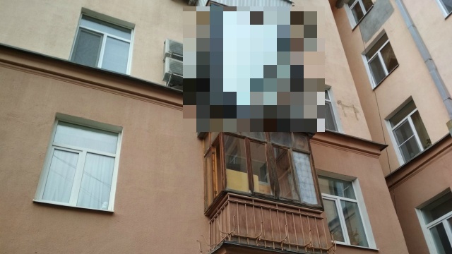 Дарт Вейдер поселился в Екатеринбурге? (3 фото)