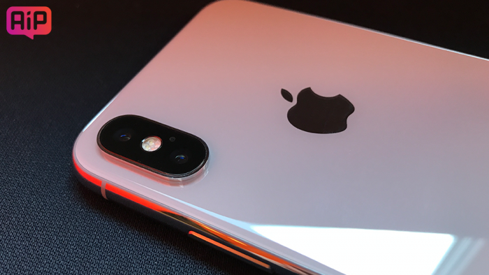 iPhone X загорелся во время обновления до iOS 12.1 (4 фото)