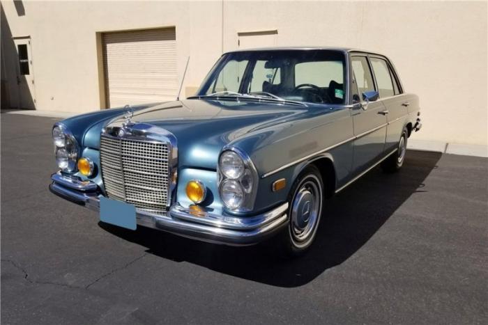 Mercedes-Benz 280 SEL Элвиса Пресли нашел нового владельца (10 фото)