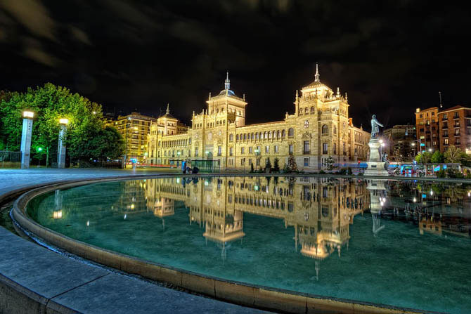 Красота испанской архитектуры в фотографиях (17 фото)