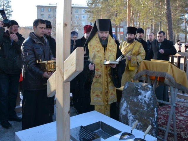 Необычное строительство детской школы искусств (6 фото)