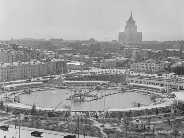 Интересные факты о бассейне ссср "Москва" (6 фото)