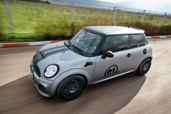 Оттюнингованный MINI Cooper S (10 фото)