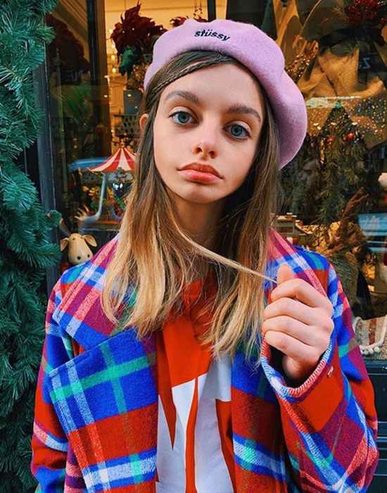 Девушки из Instagram, стремятся быть похожими на кукол (21 фото)