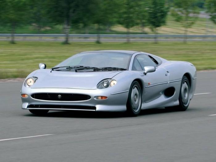 Jaguar XJ220 – не добившийся успеха суперкар (31 фото)