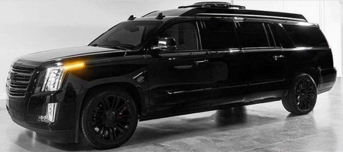 Cadillac Escalade превратили в роскошный лимузин (5 фото)