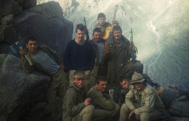 30 лет с момента вывода советских войск из Афганистана (60 фото)