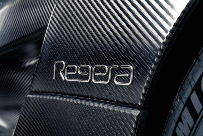 Koenigsegg Naked Carbon: гиперкар с кузовом из углеродного волокна