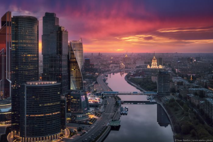 Иван Грозный о современной Москве (4 фото)
