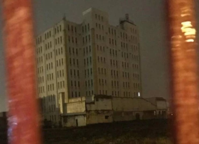 Пугающие фотографии с просторов сети (20 фото)