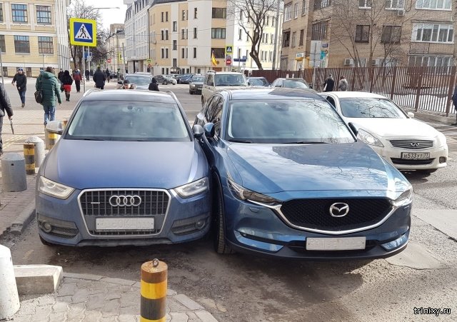 Новый "способ" парковать машины бесплатно не особо работает (3 фото)