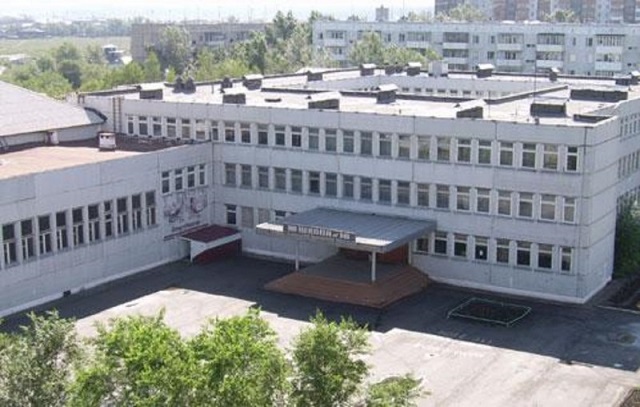 Спартанское воспитание: физрук ударил мальчика (3 фото)