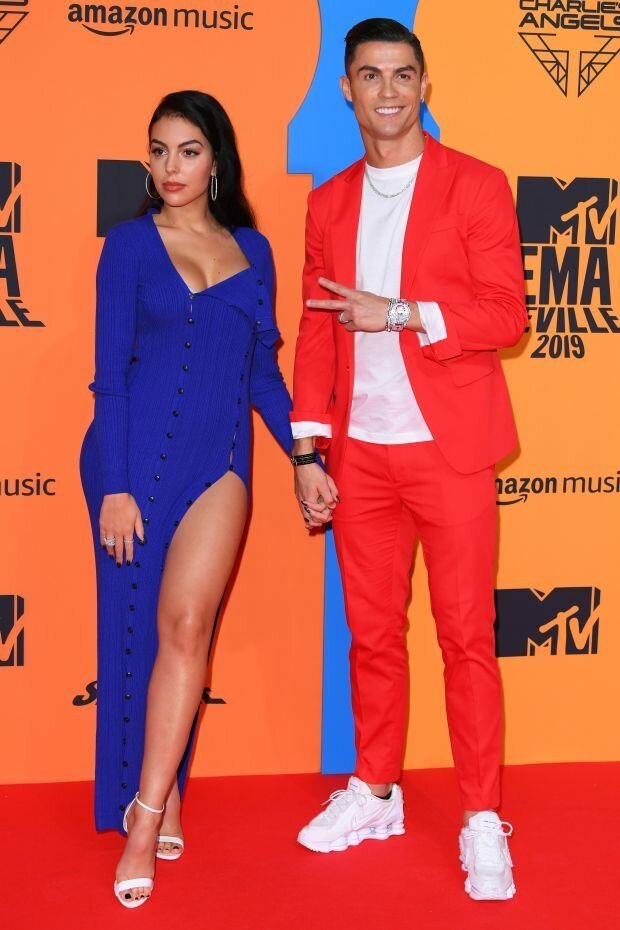      MTV EMA 2019 (18 )