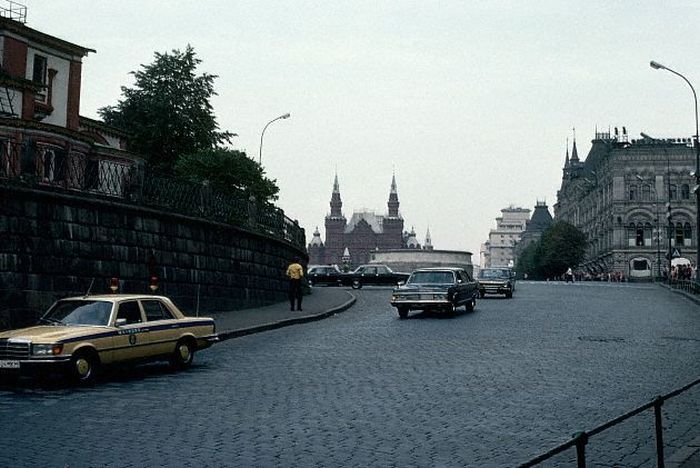 Советские будни в фотографиях (24 фото) Советские будни в фотографиях (24 фото)
