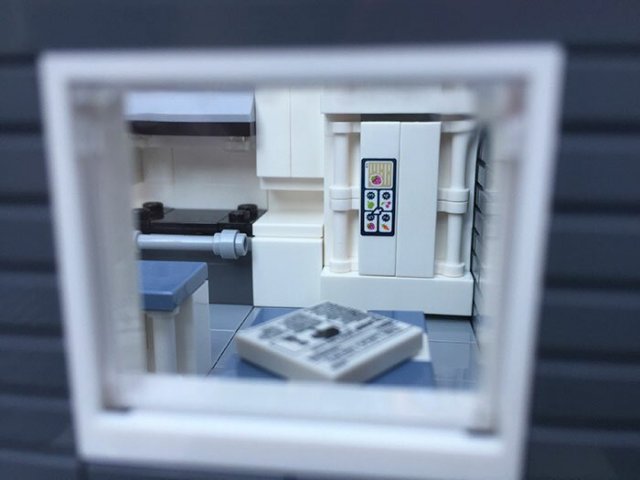 Дизайнер делает потрясающие дома из LEGO Дизайнер делает потрясающие дома из LEGO