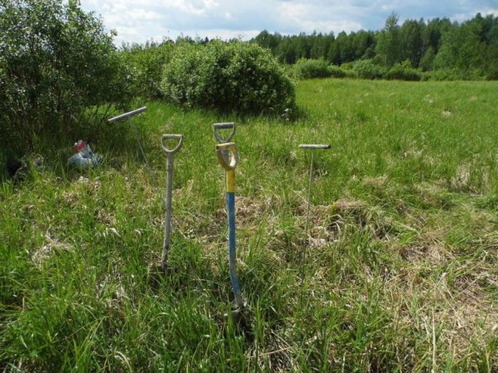 Раскопки немецкого блиндажа в Ленинградской области (40 фото) Раскопки немецкого блиндажа в Ленинградской области (40 фото)