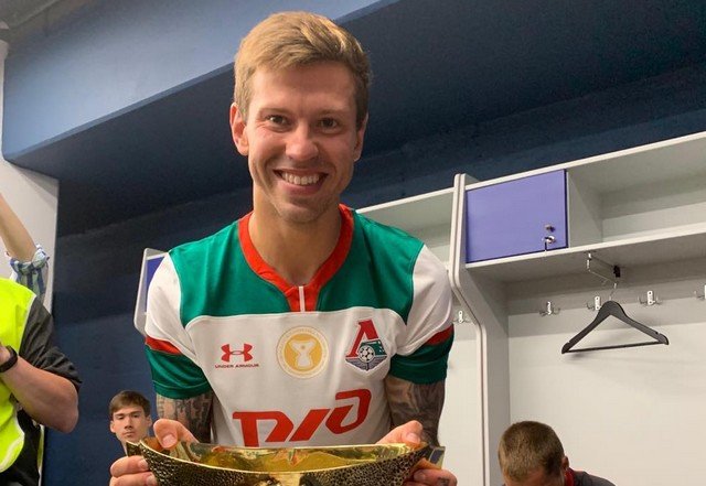 Федор Смолов назвал главную проблему российских футболистов (2 фото)