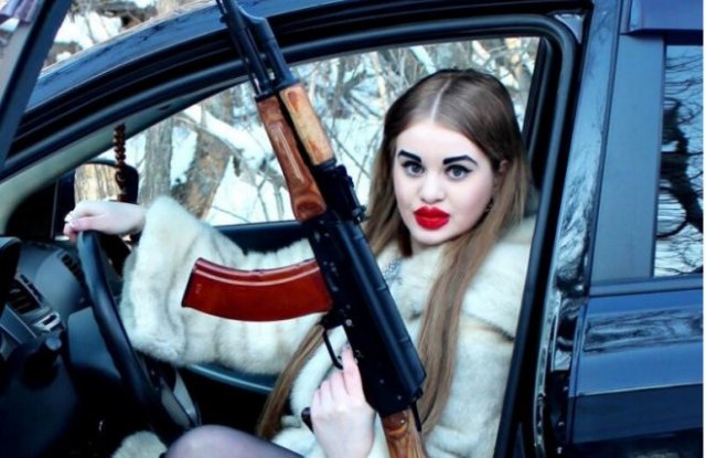 Подборка"опасных"персонажей, с которыми лучше не связываться (15 фото)