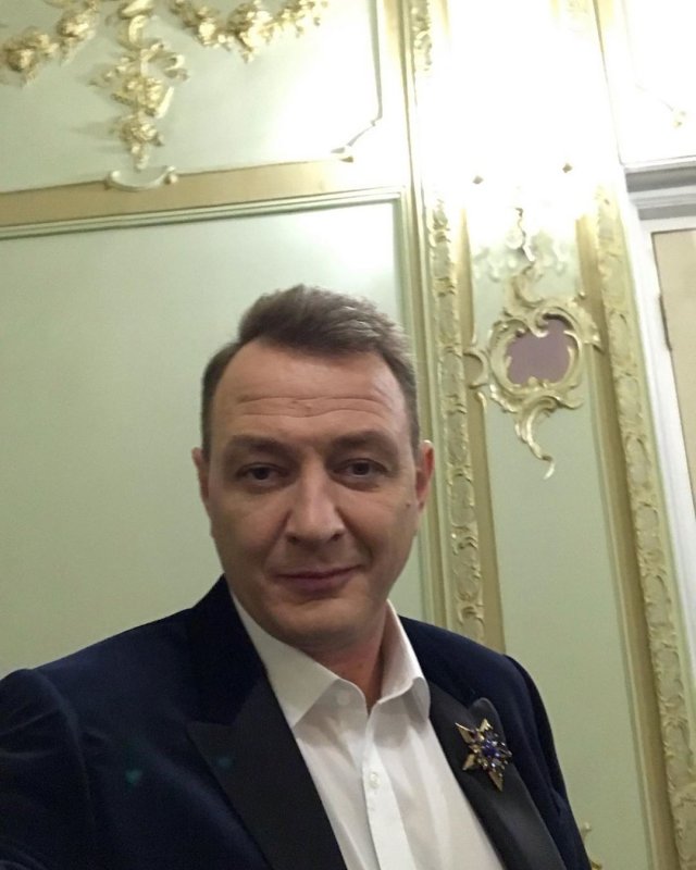 Марат Башаров: «Да, я бил своих жен» (15 фото)