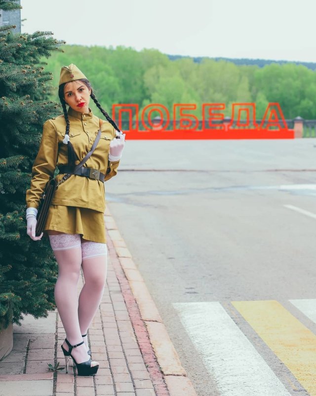 "Инстаграмщица", которую осудили за фотосессию в День Победы (9 фото)