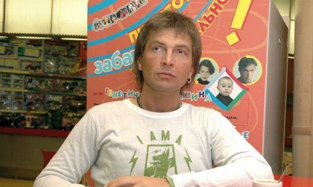 Легендарный VJ русского MTV Александр Анатольевич (15 фото)