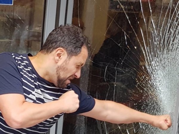 В Сети нашли "самого сильного" мужчину на планете (18 фото)
