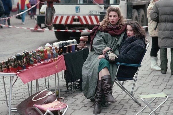 Торговля в "бандитских девяностых" (15 фото)