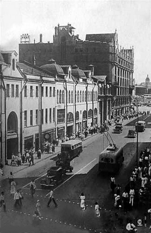 Какой была Москва в 1930-е годы (15 фото)