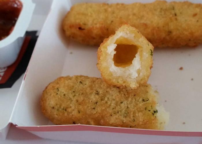 Случаи, когда McDonald’s повел себя по-предательски (12 фото)