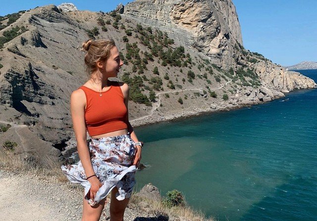 Фигуристка Александра Бойкова раскритиковала Крым (9 фото)