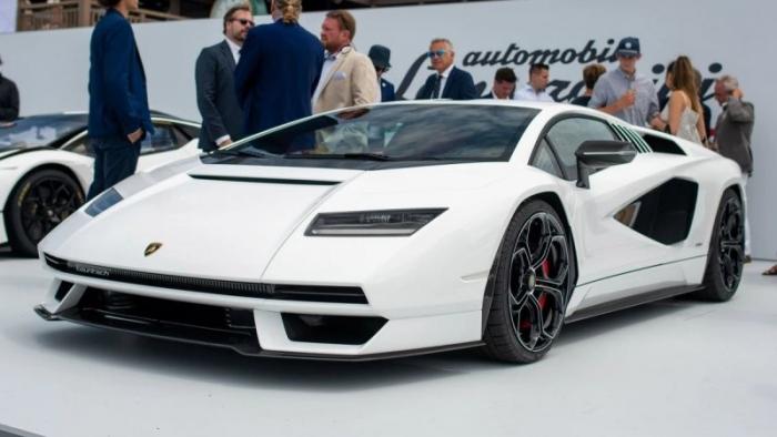 Countach 21 века, выпущенный в честь 50-летия одной из самых знаковых моделей Lamborghini (33 фото)