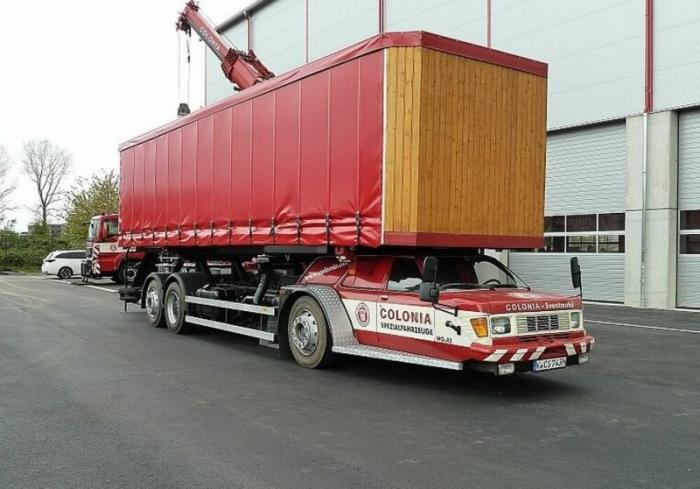 Schnibbelmobil — необычный тягач, созданный по заказу немецкого производителя (12 фото)